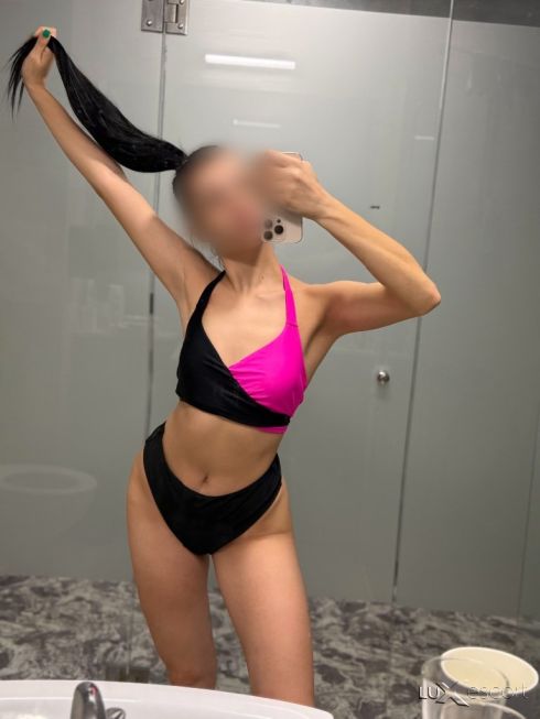 Днес и утре ☀️ Blowjob queen 👅 -  снимка 0
