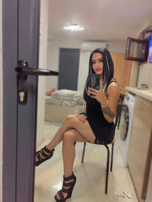 Ново бонбонче вав града 💞💞💞 -  снимка 2