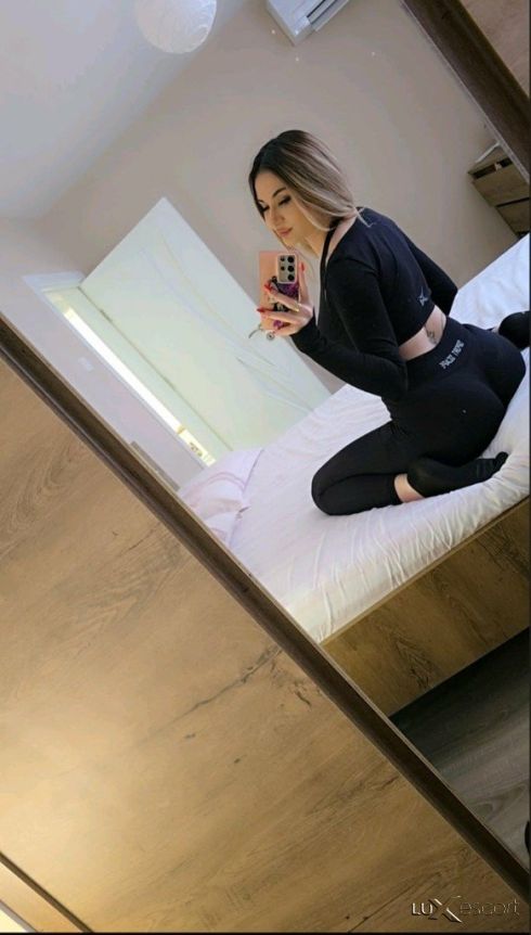 Hot Raya 🔥 -  снимка 1