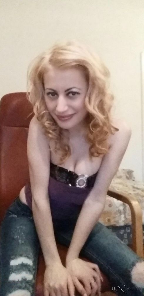 ПОСЛЕДЕН ДЕН ПРИ ВАС НЕ МЕ  ИЗПУСКАЙТЕ -  снимка 3