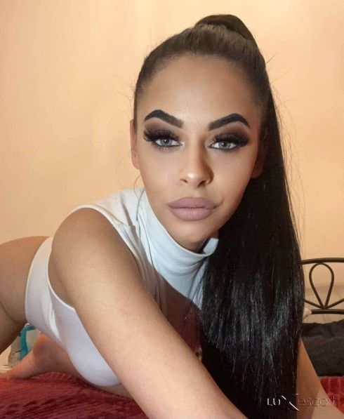 🔥TINNA TOP🔥     Бонус екстра в цената 🫦 -  снимка 0