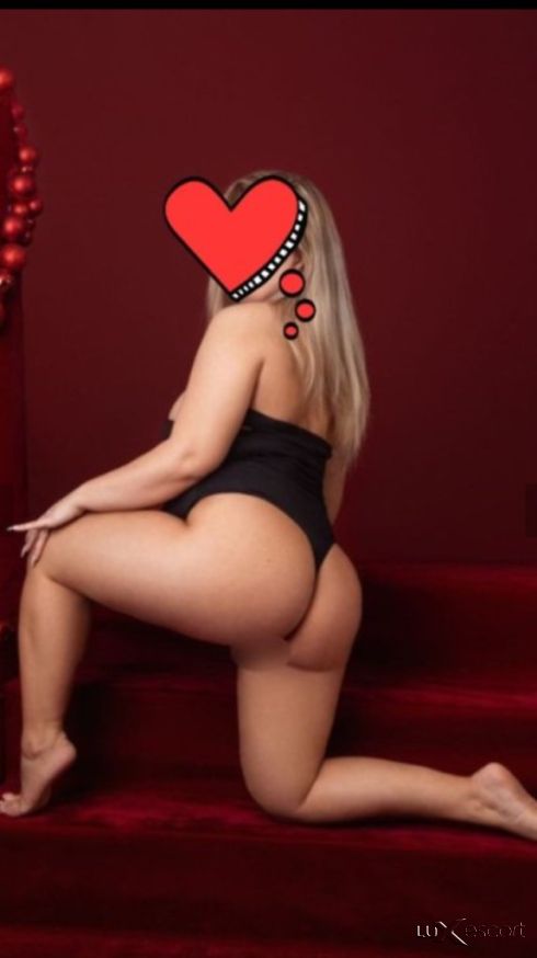 Много страстна -  снимка 0