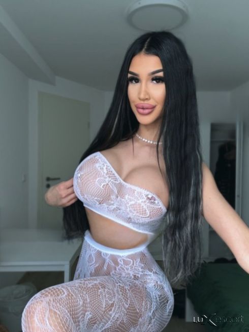 ⭐️🤍PORNO STAR🤍⭐️ GFE 🤍🔥HOT GIRLS  🔥🤍TOP Service🤍✅️ -  снимка 0