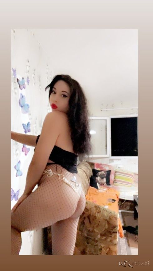 🥰Вашата Криси е тук за тебе 😍имам терен -  снимка 11