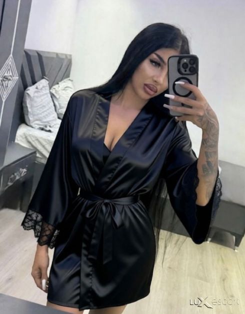 ⚜️ZARA⚜️PARTY GiRL✅ TOP brunette girl ✅ -  снимка 0