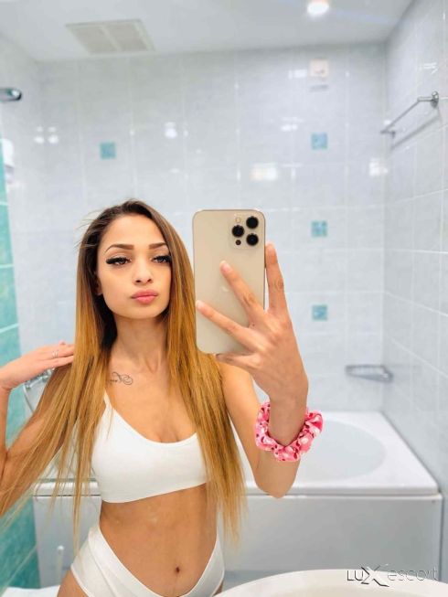 Monika❤️ Real Ad -  снимка 1