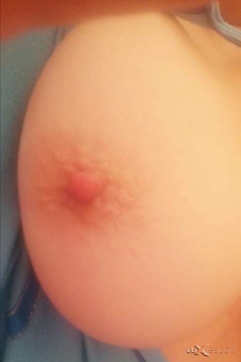 СЕКСИ   ПУХКАВЕЛКА      истинска жена❤️ 50за15мин, Бургас -  снимка 3