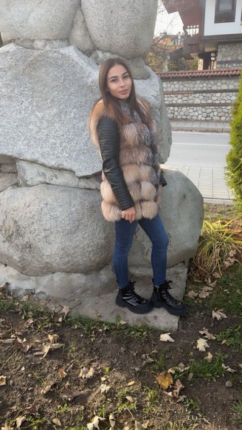 Аз съм 100% реална и дискретна -  снимка 7