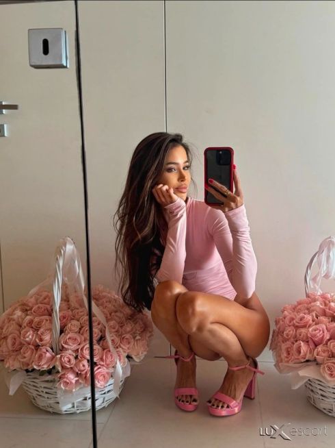 Катя реална обява -  снимка 0