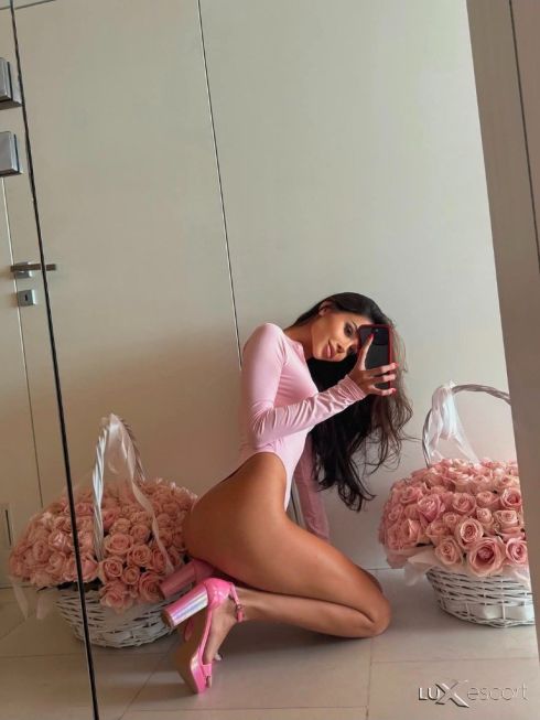 Катя реална обява -  снимка 1